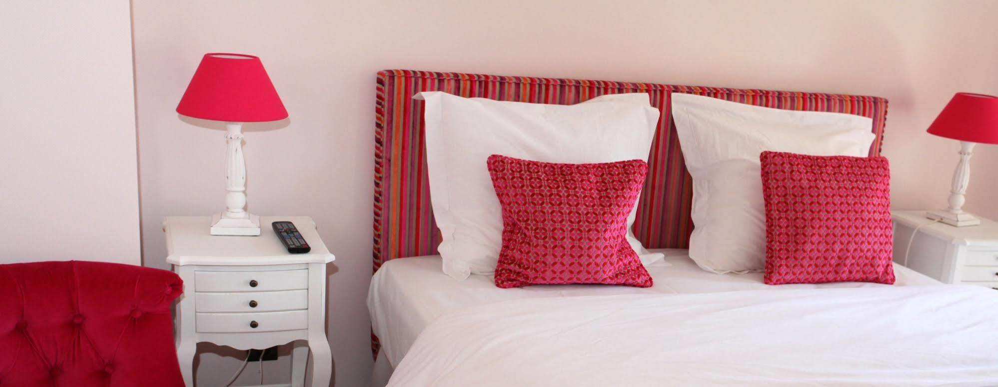 Saint Graal Bed & Breakfast Chamant Exterior foto