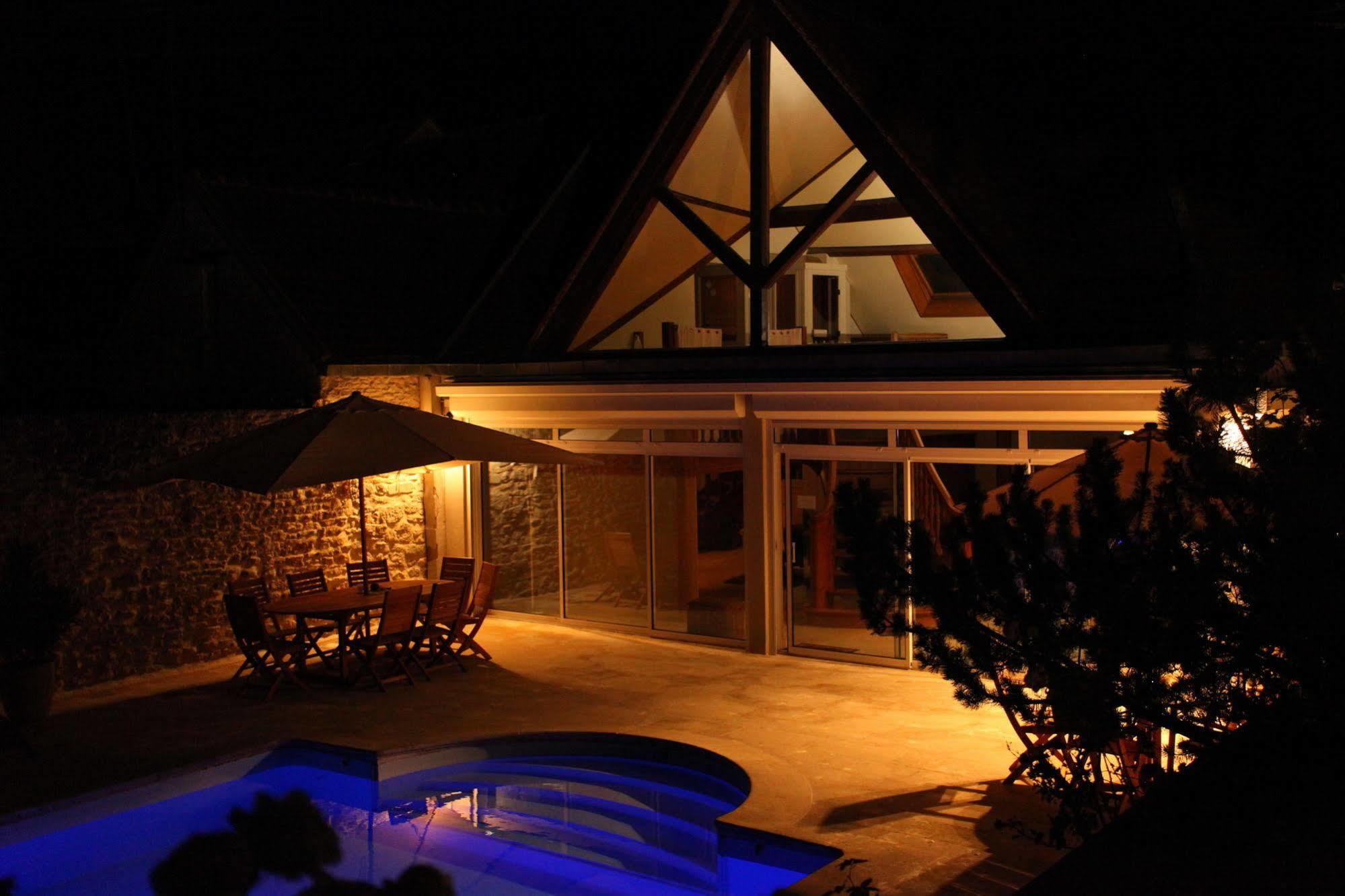 Saint Graal Bed & Breakfast Chamant Exterior foto
