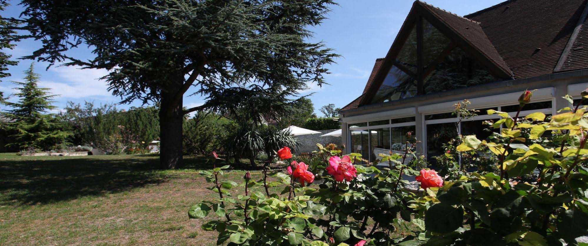 Saint Graal Bed & Breakfast Chamant Exterior foto